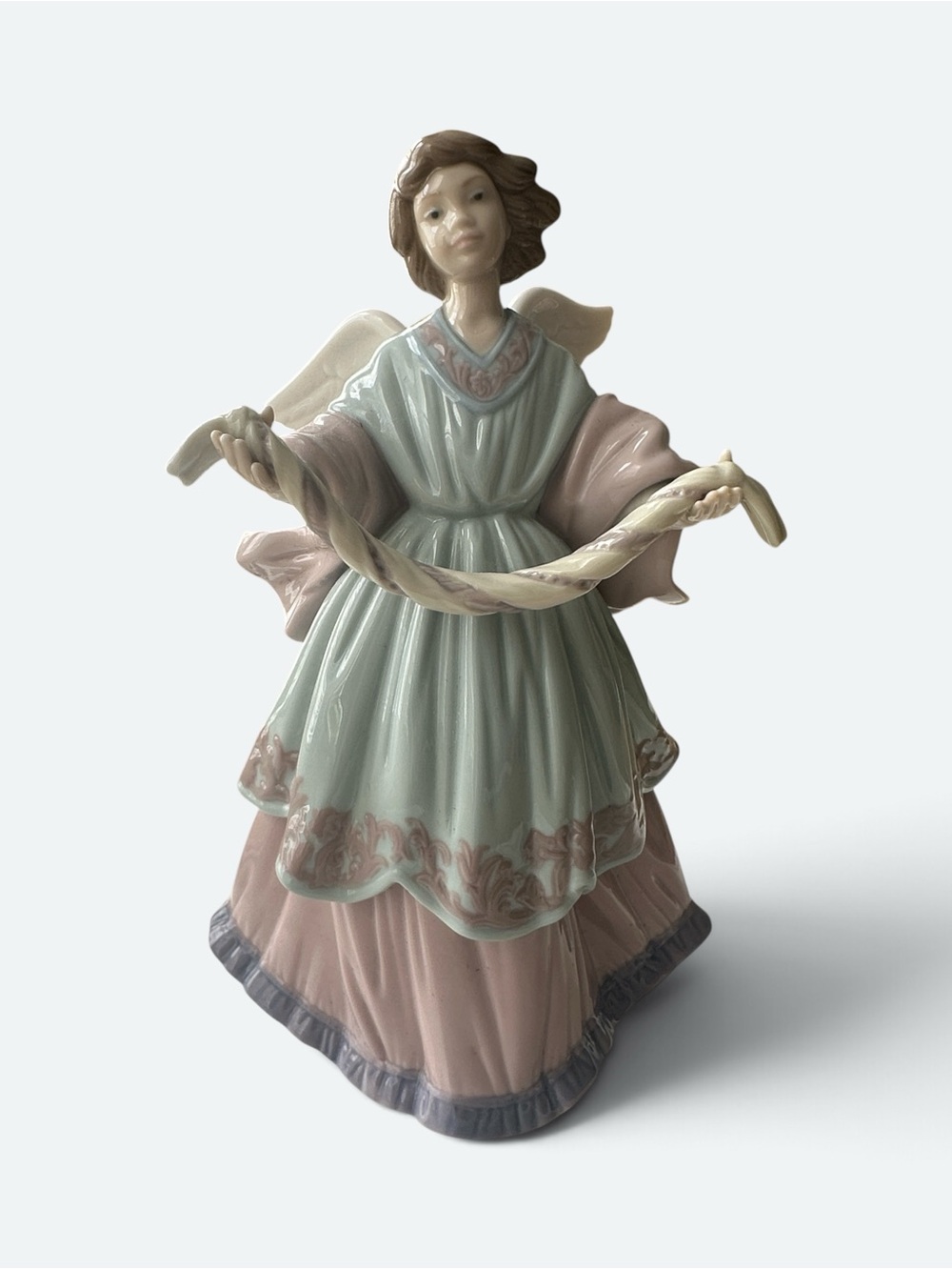 Lladro “Joyful Offering" Porcelain Angel 1993